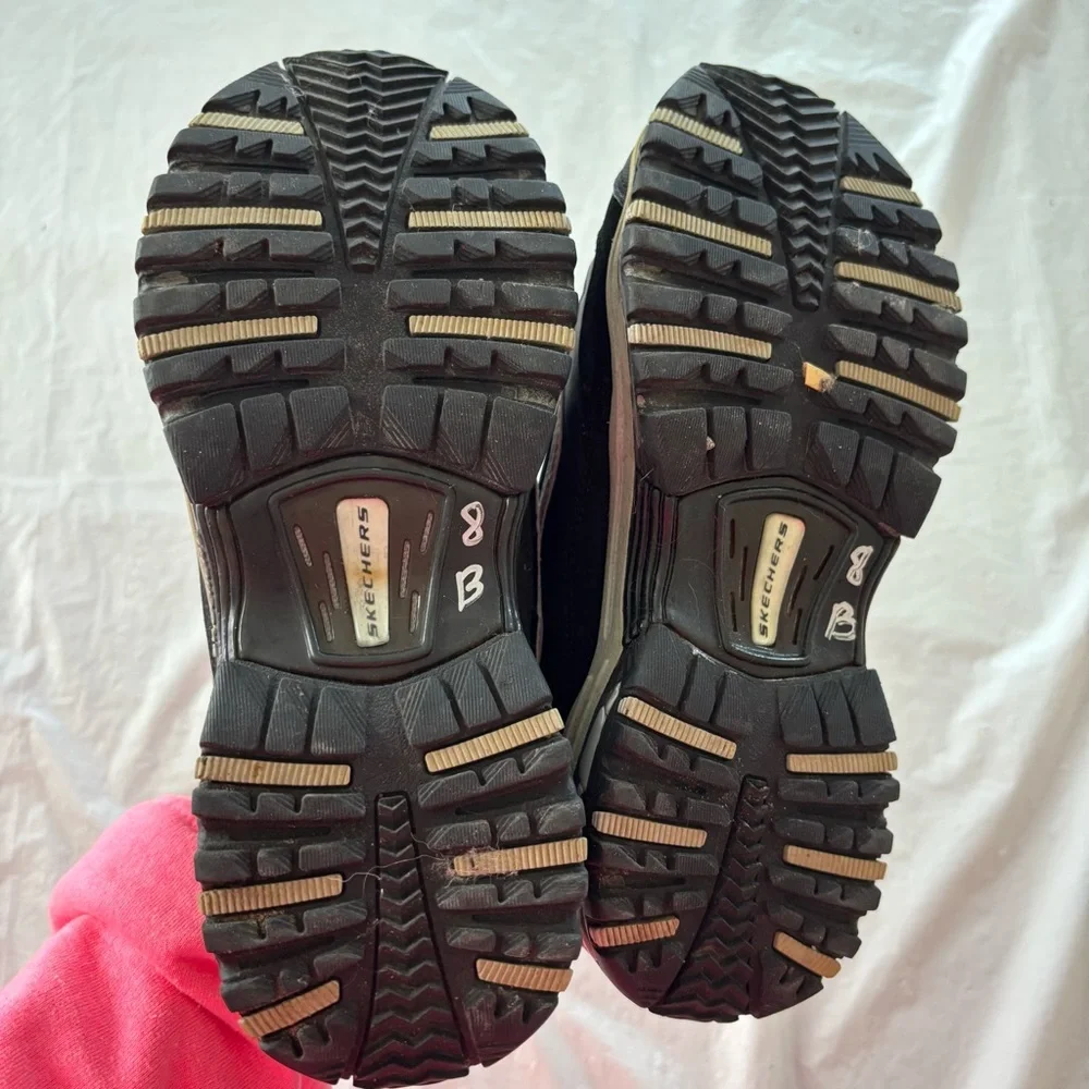 NWOT Skechers Sport Energy 2 1817 Black white Casual Sneakers SZ 5